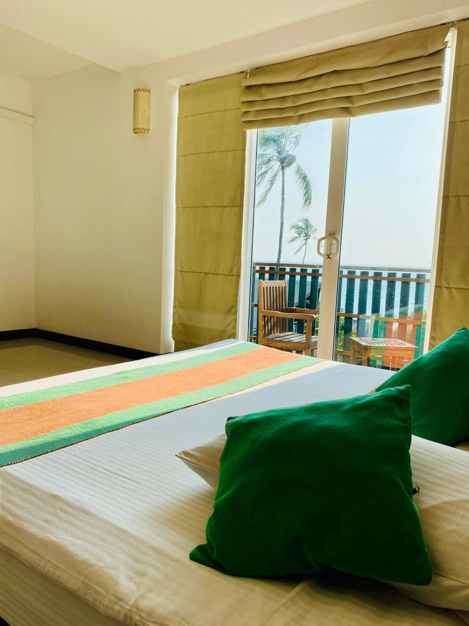 Saprin Beach Resort 乌斯维塔克伊亚瓦 外观 照片